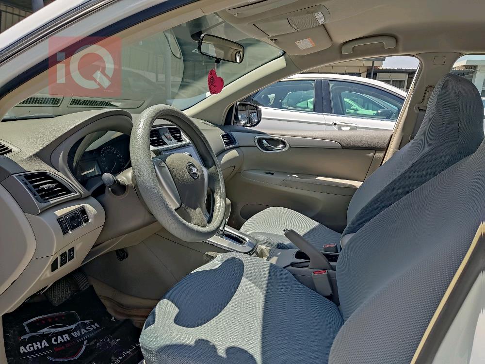 نيسان سنترا